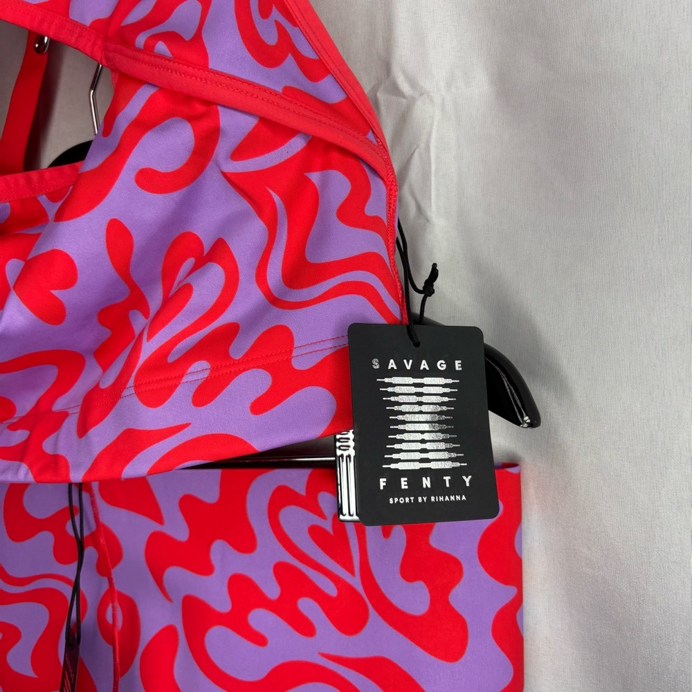 Savage X Fenty Red and Purple Heart Activewear Set valentines drop size 18/20 - Picture 6 of 11